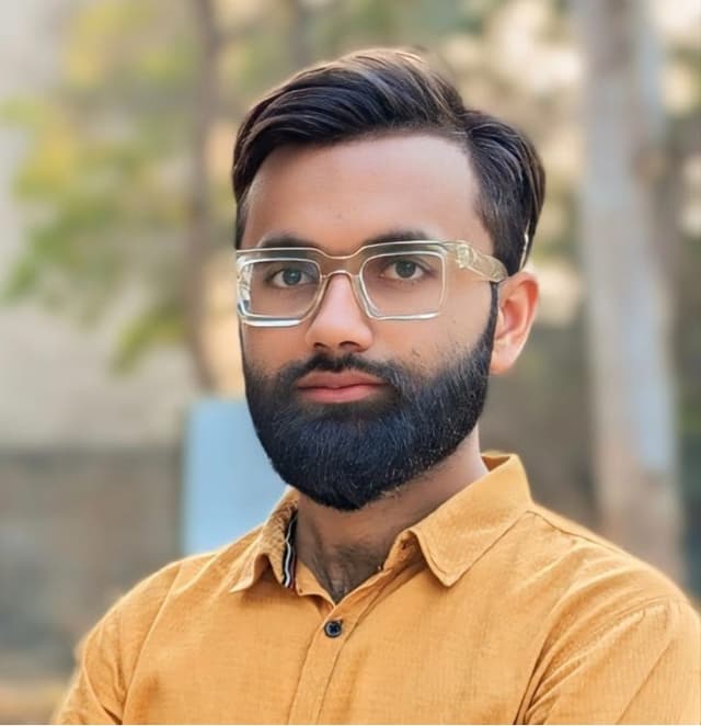 Ali Hassan - Full Stack Developer & Data Analyst